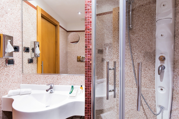 Imagen de la habitación del Hotel Hilton Garden Inn Rome Claridge. Foto 9