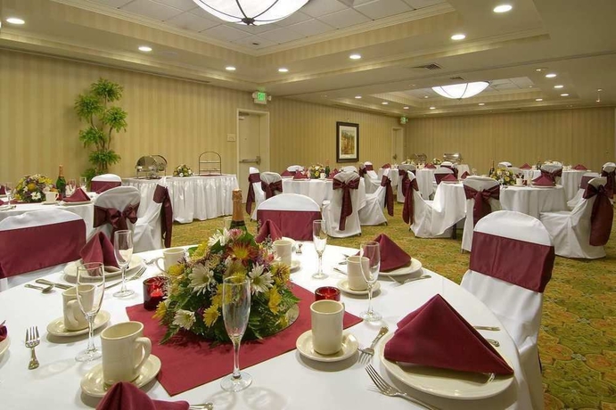 Imagen del bar/restaurante del Hotel Hilton Garden Inn Sacramento Elk Grove. Foto 4