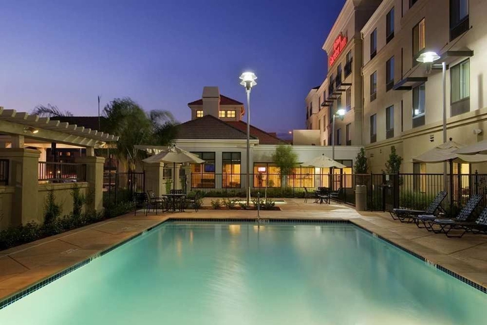 Imagen de la piscina del Hotel Hilton Garden Inn Sacramento Elk Grove. Foto 14