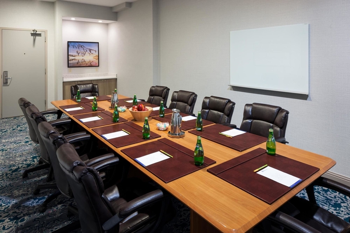 Imagen de los interiores del Hotel Hilton Garden Inn Sacramento/south Natomas. Foto 9