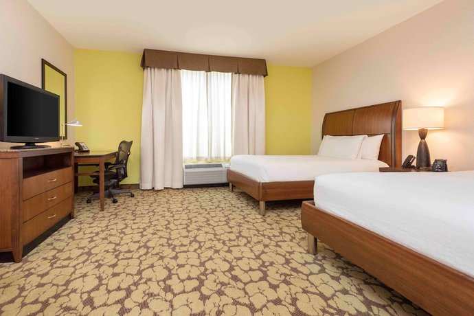 Imagen de la habitación del Hotel Hilton Garden Inn Salt Lake City Airport. Foto 5