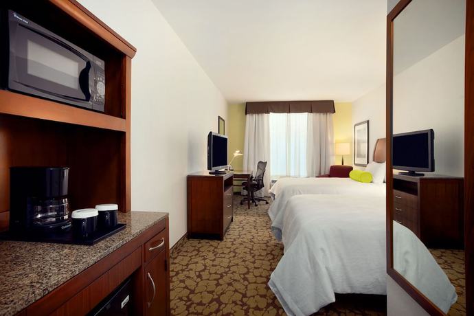 Imagen de la habitación del Hotel Hilton Garden Inn Salt Lake City Airport. Foto 9