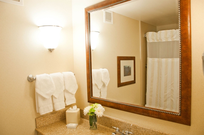Imagen de la habitación del Hotel Hilton Garden Inn Salt Lake City/layton. Foto 3