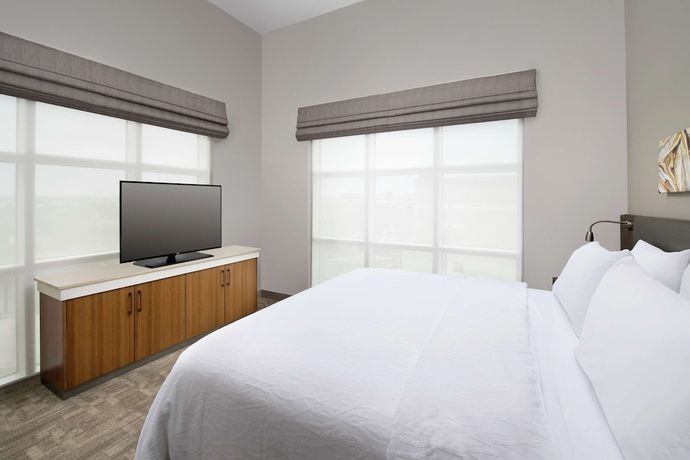 Imagen de la habitación del Hotel Hilton Garden Inn San Antonio Airport South. Foto 16