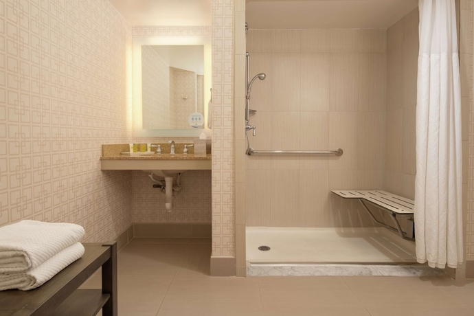 Imagen de la habitación del Hotel Hilton Garden Inn San Diego Del Mar. Foto 10