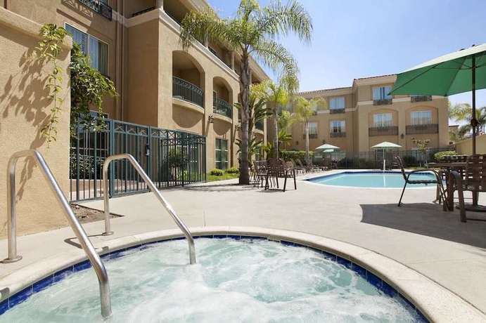 Imagen de la piscina del Hotel Hilton Garden Inn San Diego - Rancho Bernardo. Foto 8