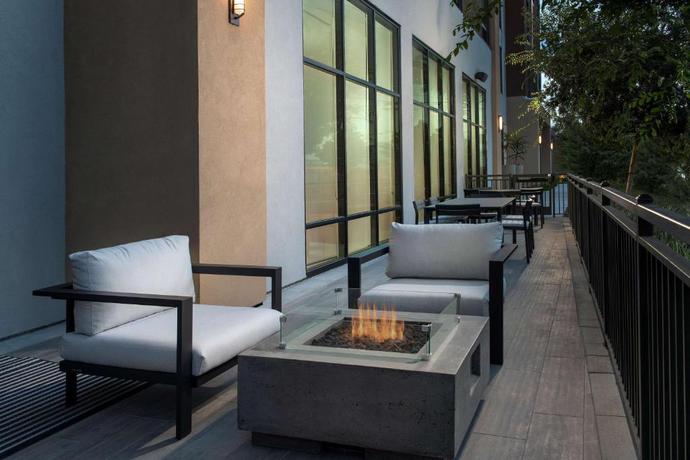 Imagen de los interiores del Hotel Hilton Garden Inn San Jose Airport. Foto 14