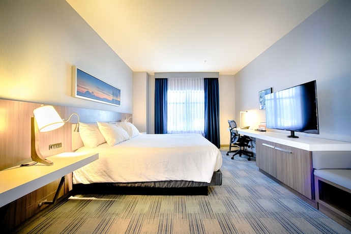 Imagen de la habitación del Hotel Hilton Garden Inn Santa Barbara/goleta. Foto 3