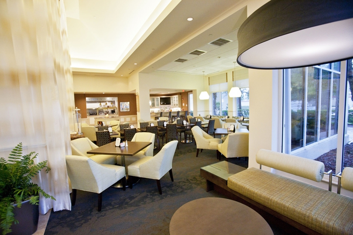 Imagen del bar/restaurante del Hotel Hilton Garden Inn Sarasota - Bradenton Airport. Foto 3