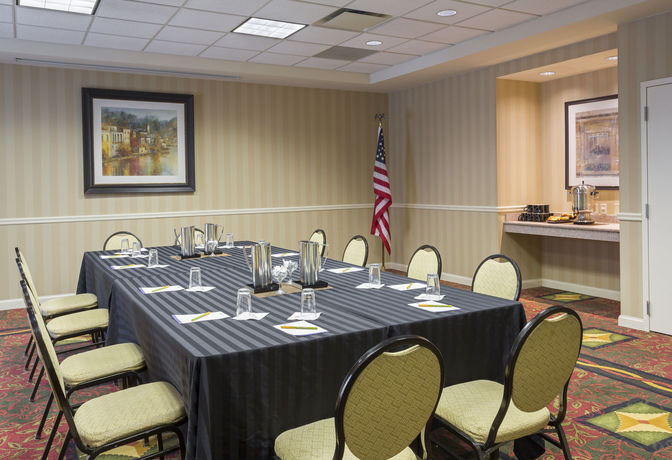Imagen de los interiores del Hotel Hilton Garden Inn Saratoga Springs. Foto 14