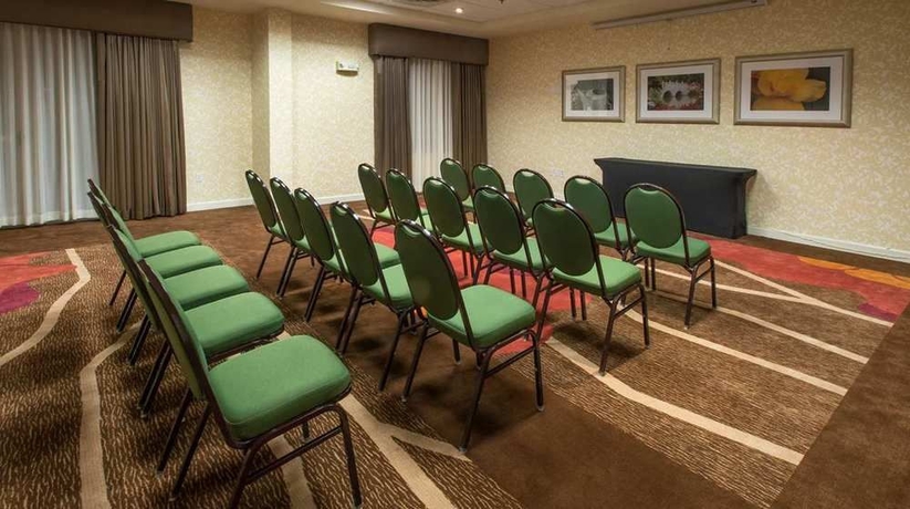 Imagen de los interiores del Hotel Hilton Garden Inn Savannah Airport. Foto 7