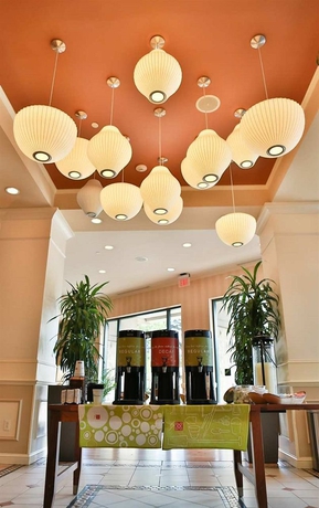 Imagen de los interiores del Hotel Hilton Garden Inn Savannah Historic District. Foto 7