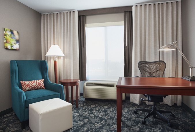 Imagen de la habitación del Hotel Hilton Garden Inn Schaumburg. Foto 5