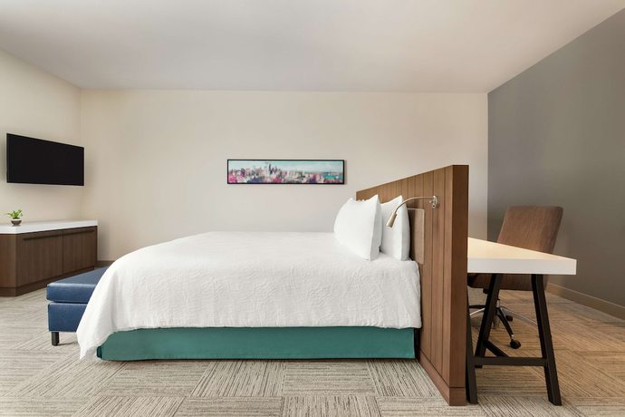 Imagen de la habitación del Hotel Hilton Garden Inn Seattle Airport. Foto 15