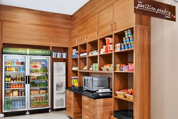 Imagen del bar/restaurante del Hotel Hilton Garden Inn Sevilla. Foto 5