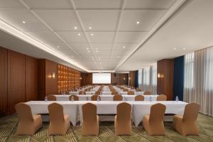 Imagen de los interiores del Hotel Hilton Garden Inn Shanghai Wujiaochang. Foto 18
