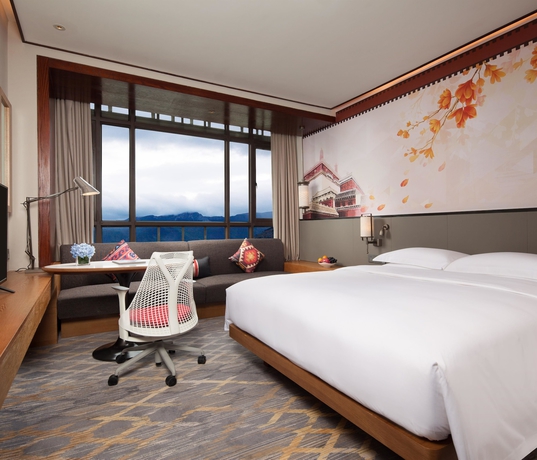 Imagen de la habitación del Hotel Hilton Garden Inn Shangri-la. Foto 12