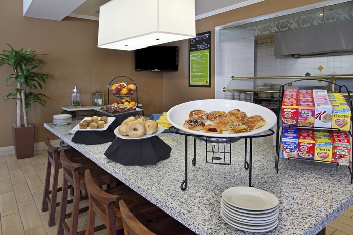Imagen del bar/restaurante del Hotel Hilton Garden Inn St. Charles. Foto 5