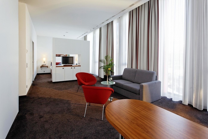 Imagen de la habitación del Hotel Hilton Garden Inn Stuttgart Neckar Park. Foto 7