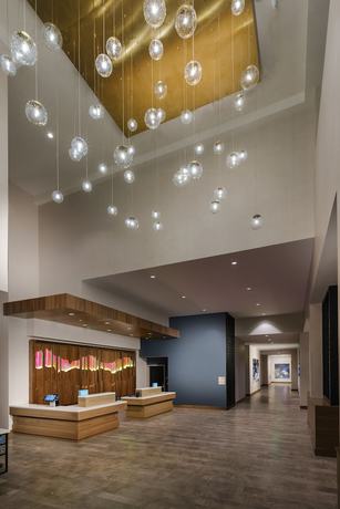 Imagen de los interiores del Hotel Hilton Garden Inn Sunnyvale. Foto 20