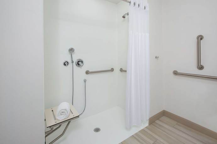 Imagen de la habitación del Hotel Hilton Garden Inn Surprise Phoenix. Foto 6