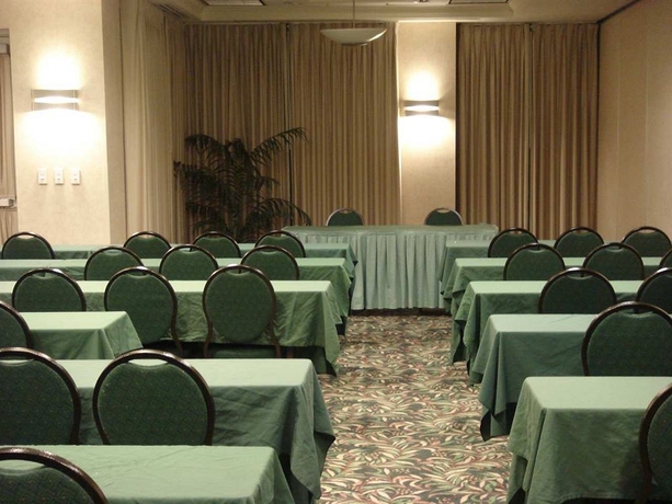 Imagen de los interiores del Hotel Hilton Garden Inn Syracuse. Foto 8
