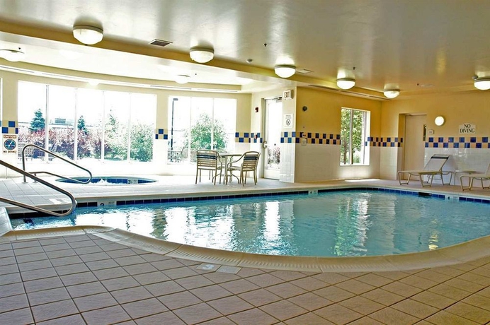 Imagen de la piscina del Hotel Hilton Garden Inn Syracuse. Foto 15