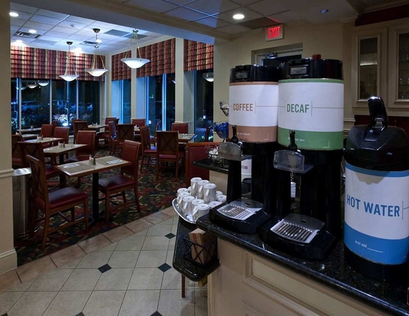 Imagen del bar/restaurante del Hotel Hilton Garden Inn Tallahassee Central. Foto 5
