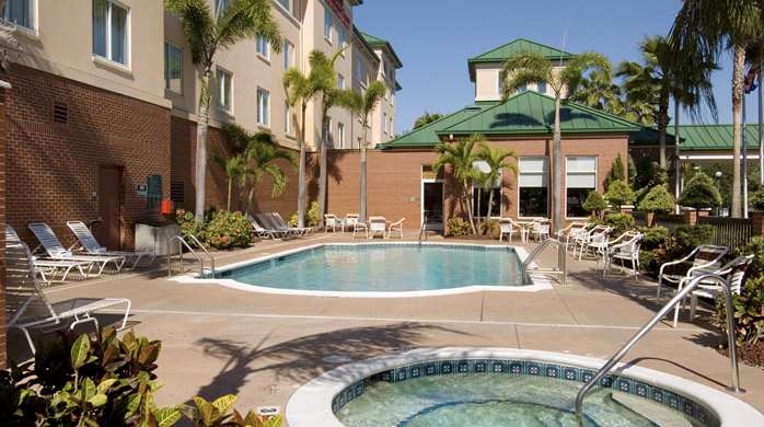 Imagen de la piscina del Hotel Hilton Garden Inn Tampa Ybor Historic District. Foto 6