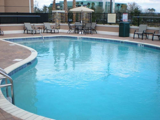 Imagen de la piscina del Hotel Hilton Garden Inn Tampa/riverview/brandon. Foto 13