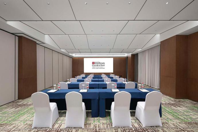 Imagen de los interiores del Hotel Hilton Garden Inn Tianjin Five Great Avenues. Foto 20