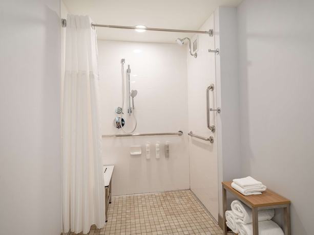 Imagen de la habitación del Hotel Hilton Garden Inn Toledo Downtown. Foto 16