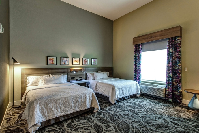 Imagen de la habitación del Hotel Hilton Garden Inn Topeka. Foto 11