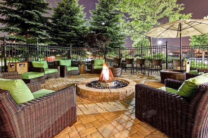 Imagen de los exteriores del Hotel Hilton Garden Inn Toronto - Mississauga. Foto 7