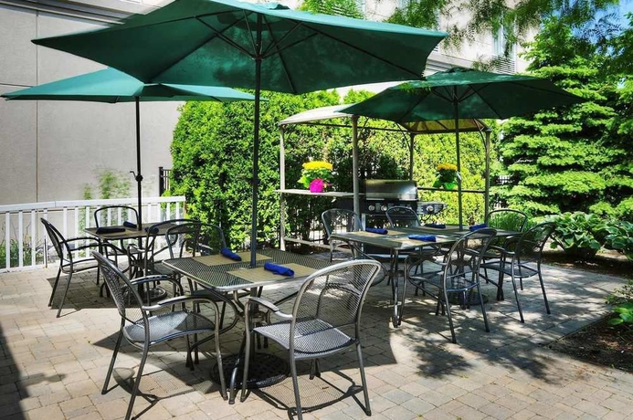 Imagen del bar/restaurante del Hotel Hilton Garden Inn Toronto/burlington. Foto 3