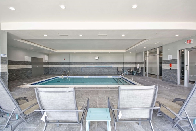 Imagen de la piscina del Hotel Hilton Garden Inn Tulsa-broken Arrow. Foto 19