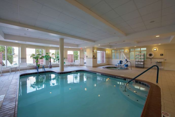 Imagen de la piscina del Hotel Hilton Garden Inn Tupelo. Foto 20
