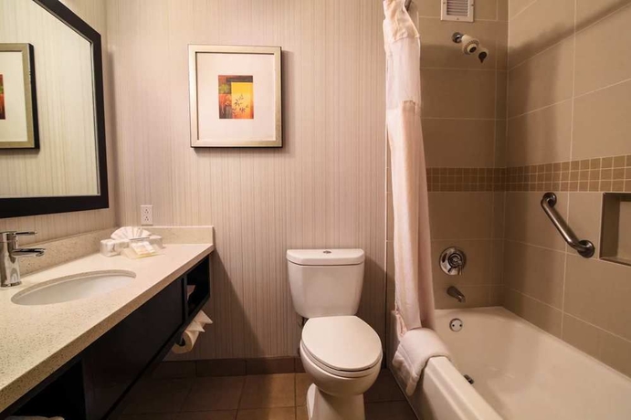 Imagen de la habitación del Hotel Hilton Garden Inn Valencia Six Flags. Foto 8