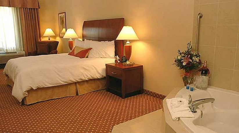Imagen de la habitación del Hotel Hilton Garden Inn Victorville. Foto 6