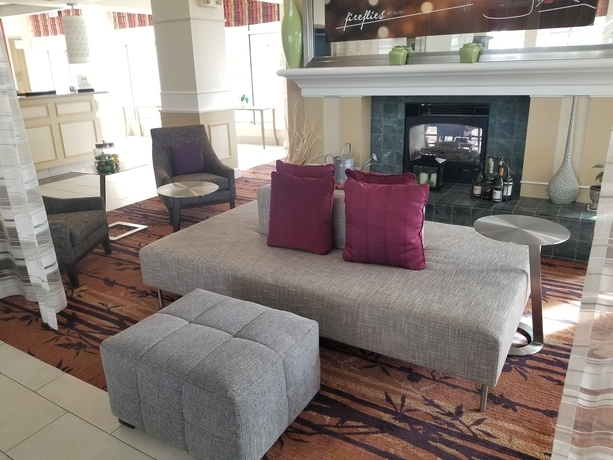 Imagen de los interiores del Hotel Hilton Garden Inn Victorville. Foto 13