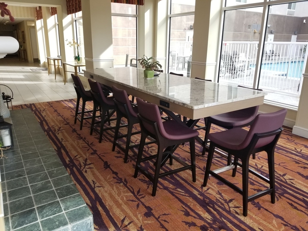 Imagen de los interiores del Hotel Hilton Garden Inn Victorville. Foto 14