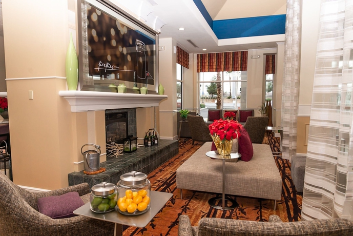 Imagen de los interiores del Hotel Hilton Garden Inn Victorville. Foto 15