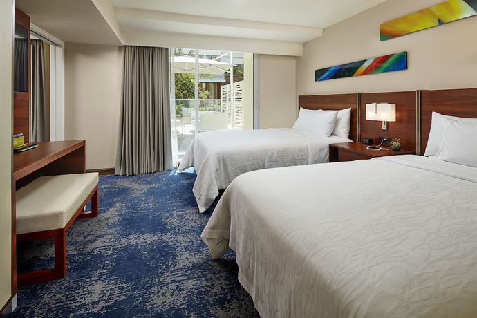 Imagen de la habitación del Hotel Hilton Garden Inn Waikiki Beach. Foto 14