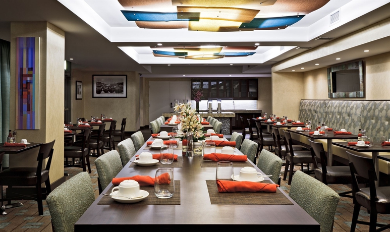 Imagen del bar/restaurante del Hotel Hilton Garden Inn Washington Dc/u.s. Capitol. Foto 5