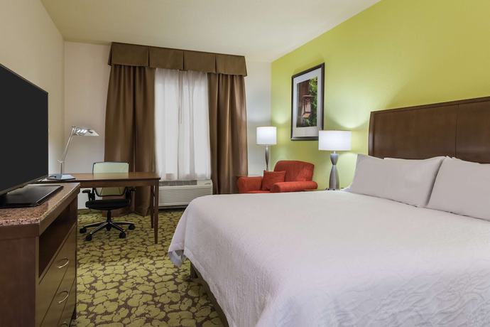 Imagen de la habitación del Hotel Hilton Garden Inn Wayne. Foto 10