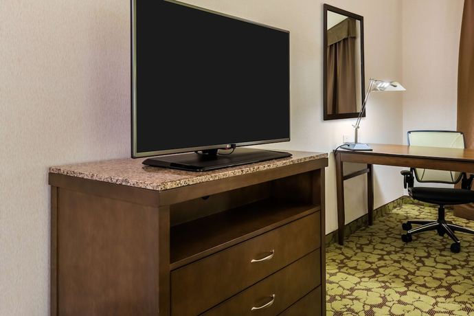 Imagen de la habitación del Hotel Hilton Garden Inn Wayne. Foto 16