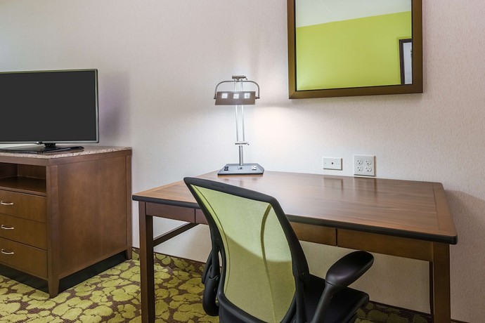 Imagen de la habitación del Hotel Hilton Garden Inn Wayne. Foto 17