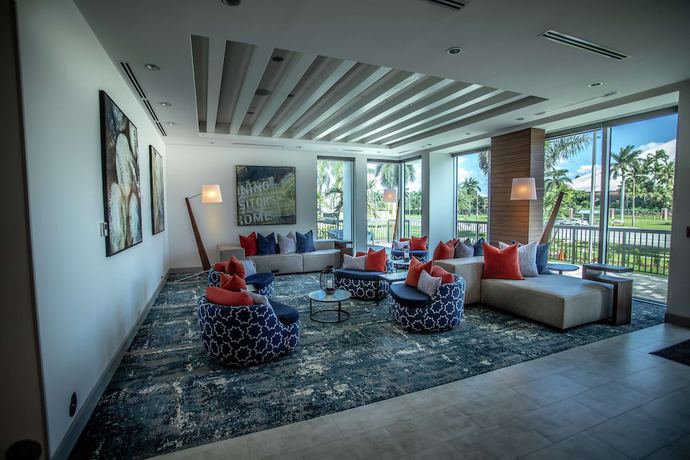 Imagen de los interiores del Hotel Hilton Garden Inn West Palm Beach I95 Outlets, West Palm Beach. Foto 19