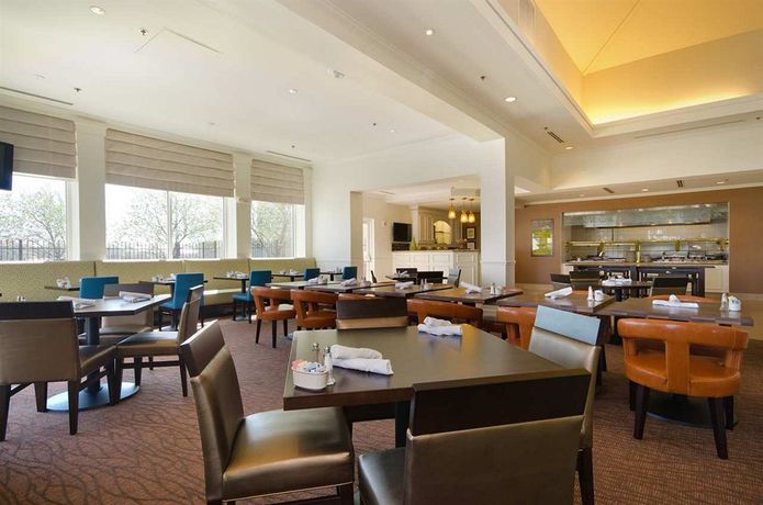 Imagen de los interiores del Hotel Hilton Garden Inn Wichita. Foto 13