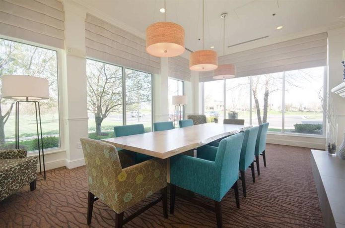 Imagen de los interiores del Hotel Hilton Garden Inn Wichita. Foto 15